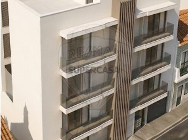 Apartamento T2 em Quarteira
