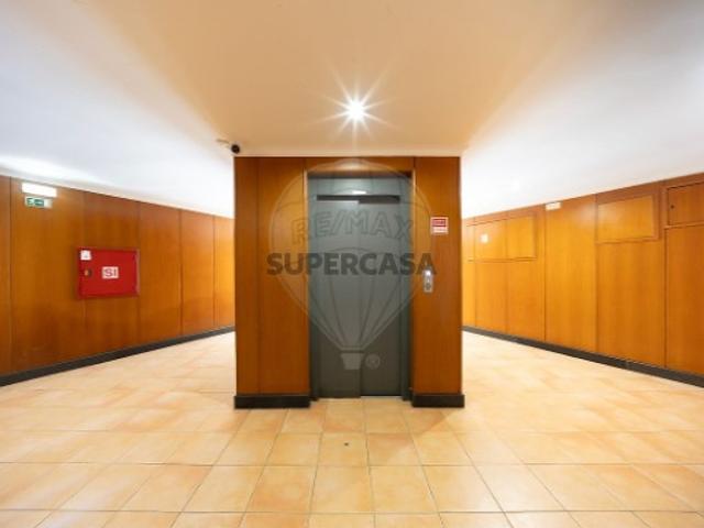 Apartamento T2 em Queluz