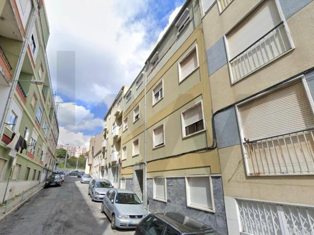 Apartamento T2 em Queluz