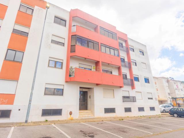 Apartamento T2 em Queluz Pendão com ou sem investimento!