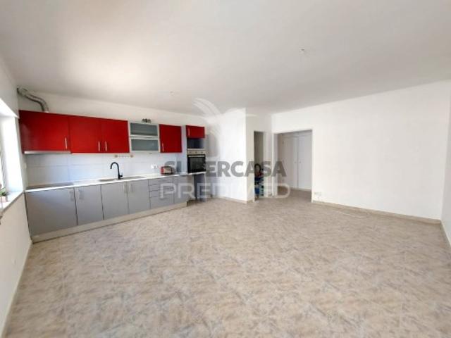 Apartamento T2 em Quinta do Conde