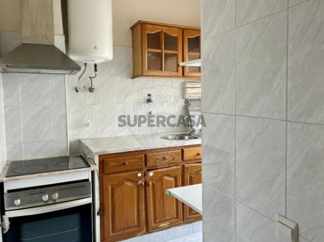 Apartamento T2 em Rio de Mouro