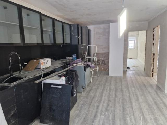 Apartamento T2 em Rio de Mouro