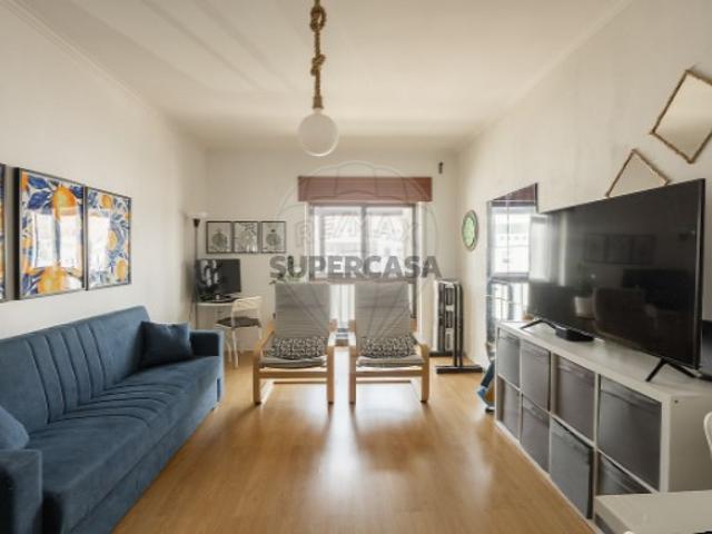 Apartamento T2 em Rio de Mouro