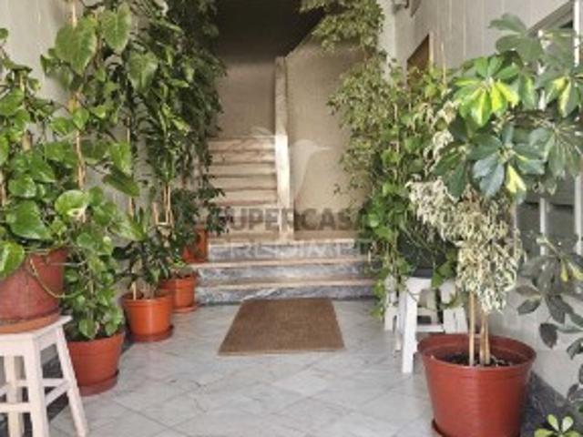 Apartamento T2 em Rio de Mouro