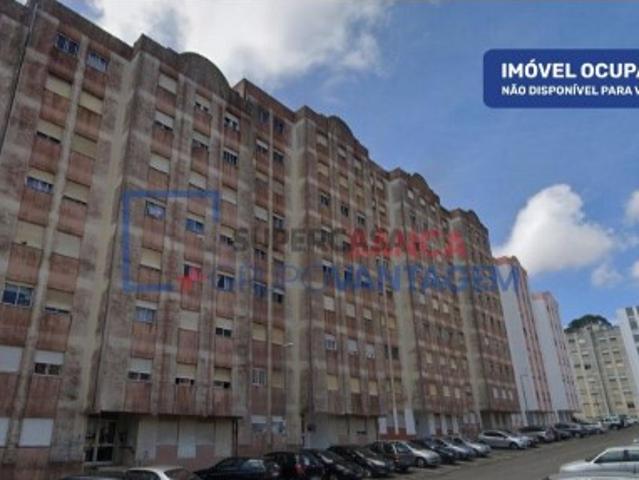 Apartamento T2 em Rio de Mouro