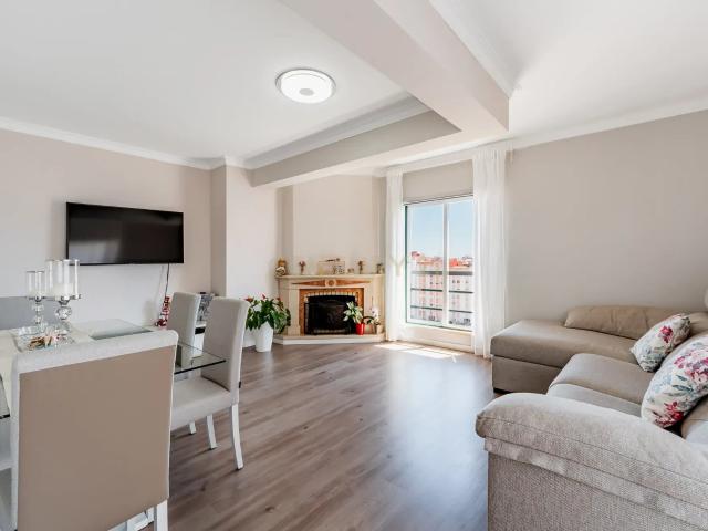 Apartamento T2 em Rio de Mouro, Sintra
