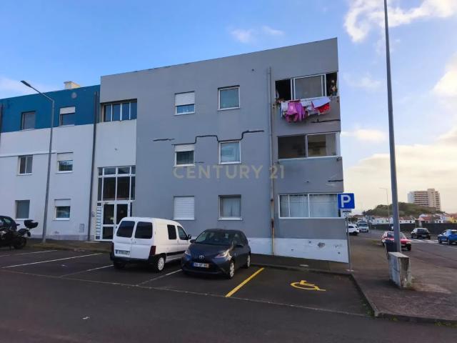 Apartamento T2 em Rosto do Cão, Ponta Delgada