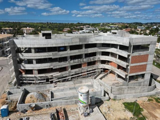 Apartamento Moderno T2 em construção no Porto de Mós em Lagos
