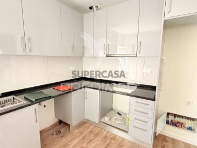 Apartamento T2 em São Gonçalo de Lagos