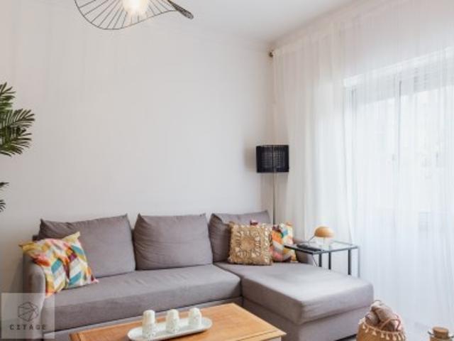 Apartamento T2 em São Domingos de Benfica