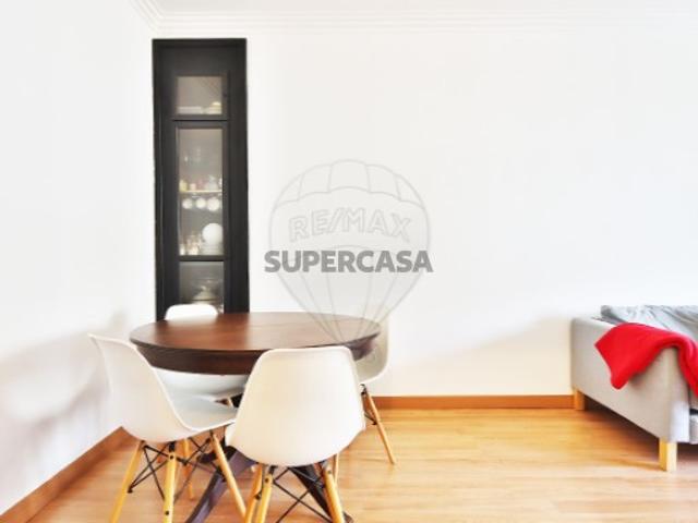 Apartamento T2 em São Domingos de Benfica