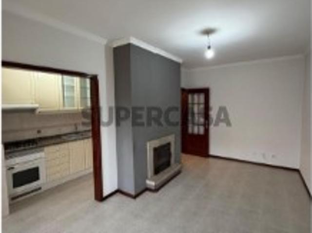 Apartamento T2 em São João de Ver