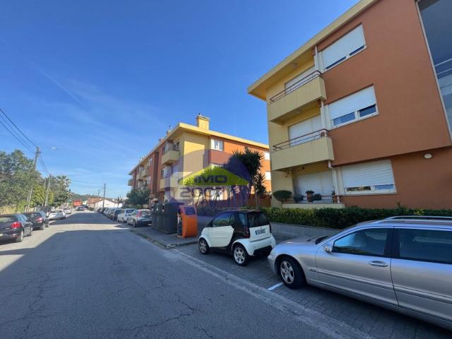 Apartamento T2 em São João de Ver