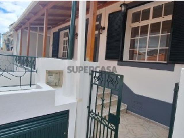 Apartamento T2 em São Pedro