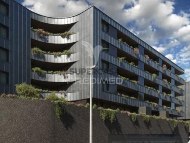 Apartamento T2 em São Pedro