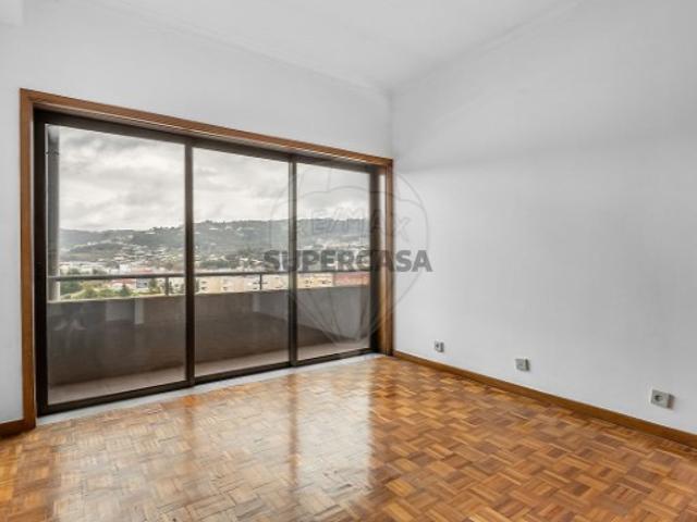 Apartamento T2 em São Víctor