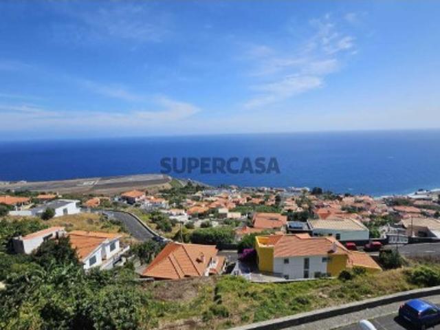 Apartamento T2 em Santa Cruz