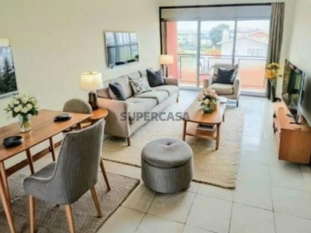 Apartamento T2 em Santa Maria de Lamas