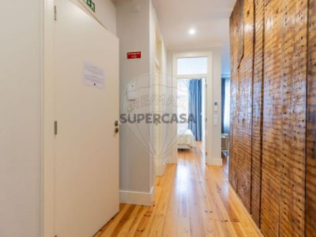 Apartamento T2 em Santa Maria Maior