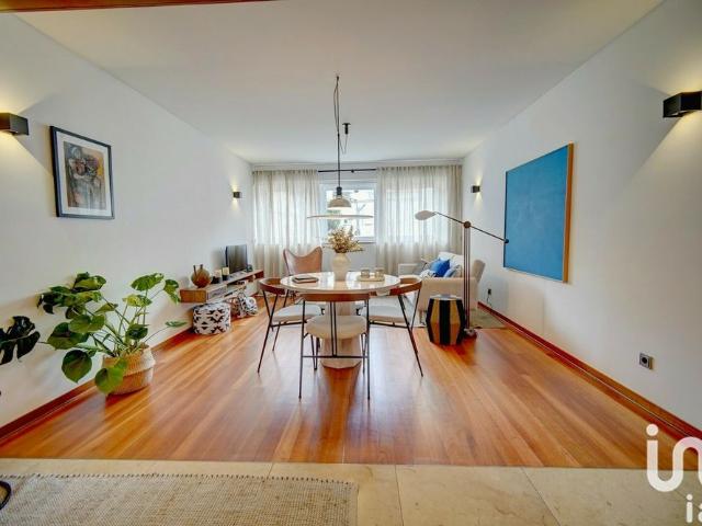 Apartamento T2 em Santa Maria Maior