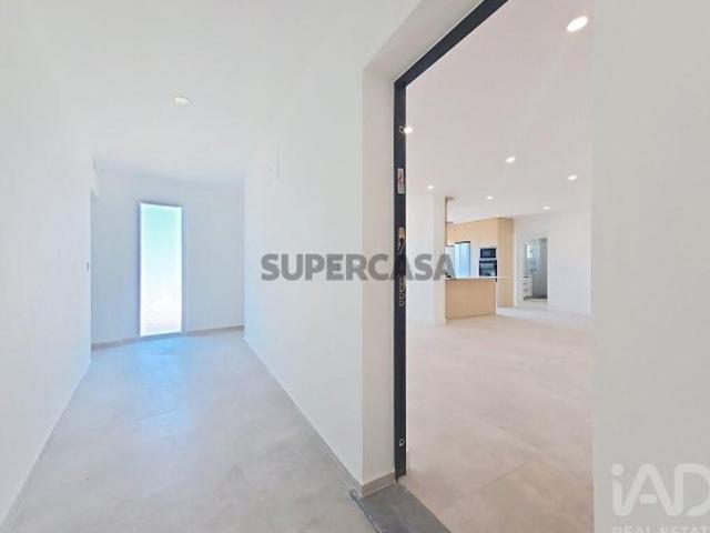 Apartamento T2 em Santa Maria, São Pedro E Matacães de 146,00 m²