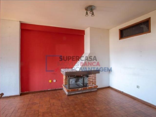 Apartamento T2 em Santa Marinha