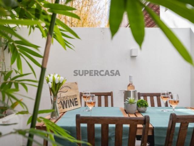 Apartamento T2 em Santo António