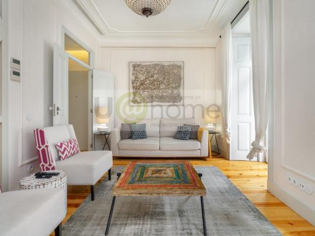 Apartamento T2 em Santos junto ao Time Out Market 105m² Misericórdia