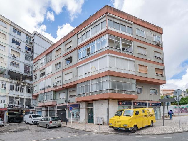 Apartamento T2 em Sacavém com Excelente Localização