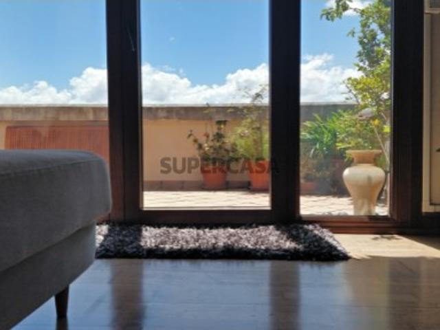 Apartamento T2 em Sacavém e Prior Velho
