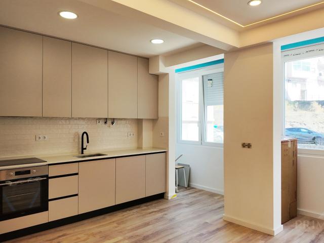 Apartamento T2 em Sacavém