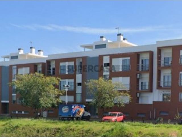 Apartamento T2 em Salvador e Santa Maria da Feira
