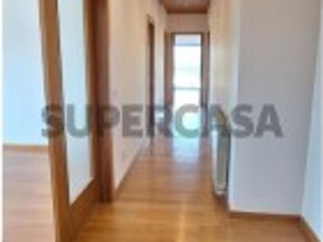 Apartamento T2 em Sé Nova, Santa Cruz, Almedina e São Bartolomeu