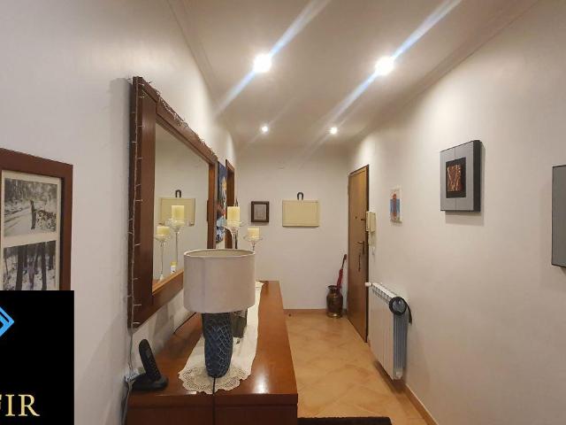Apartamento T2 espaçoso em Ferreira do Zêzere, com 2 Garagen. 122m² Ferreira Do Zêzere