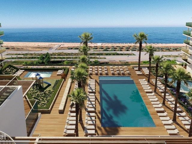 Apartamento T2 espetacular, frente mar, em Vilamoura