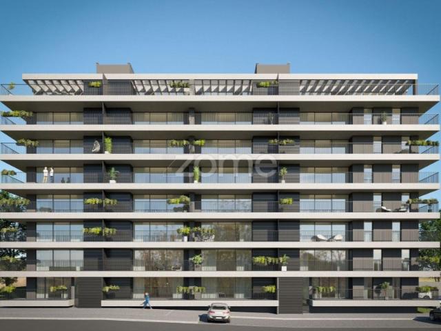 Apartamento T2 Esq. Trás com 120m² Nogueira, Braga