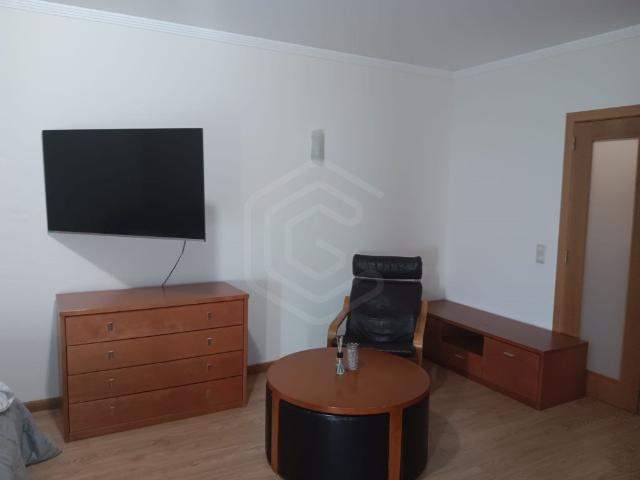 Apartamento T2, estacionamento interior, Faro, Algarve 95m² Faro Sé e São Pedro