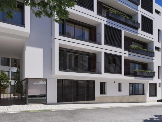 Apartamento T2, estacionamento, piscina comum, Faro, Algarve 103m² Faro sé e são pedro