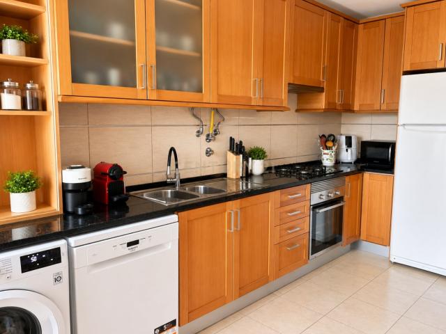 Apartamento T2 Excelente Exposição Solar | Quinta dos Lóios, Barreiro