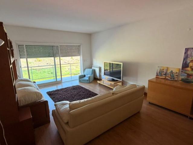 APARTAMENTO T2 FÓRUM OEIRAS