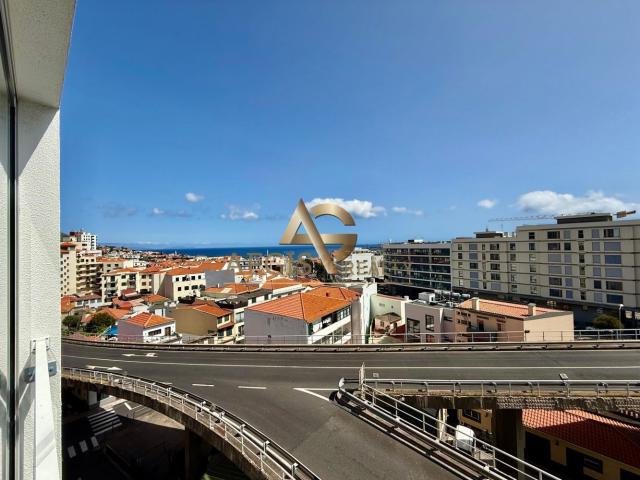 Apartamento T2 Funchal Arrendamento