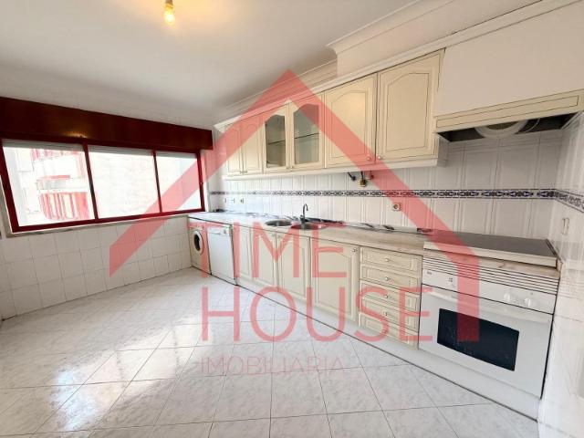 Apartamento T2 Garagem Algueirão Mem Martins