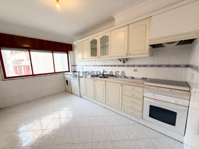 Apartamento T2 Garagem Algueirão Mem Martins