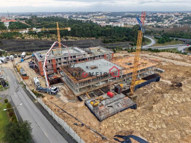 Apartamento T2 Golden Wolf Telheiro, Leiria