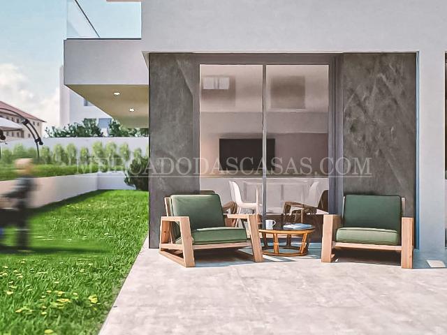 Apartamento T2 grandes áreas e muita luminosidade