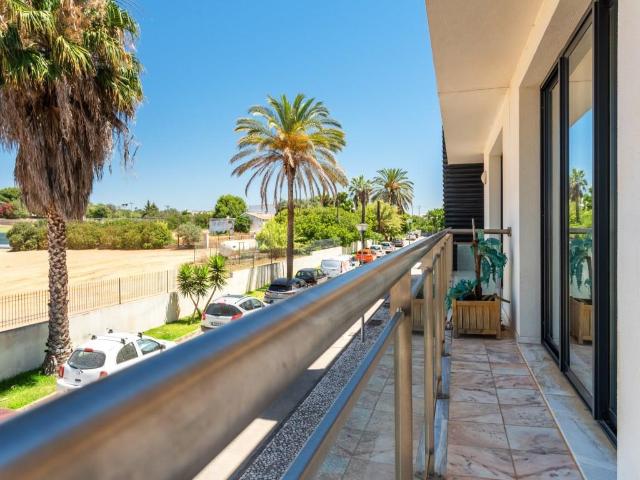 Apartamento T2 inserido em condomínio privado com piscina em. 80m² Tavira Santiago
