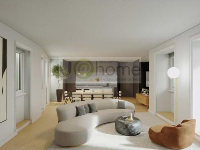 Apartamento T2 junto à Avenida da Liberdade, Lisboa 109m² Santo António