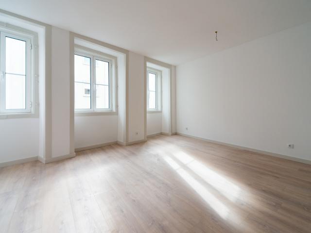 Apartamento T2, junto à Avenida da Liberdade