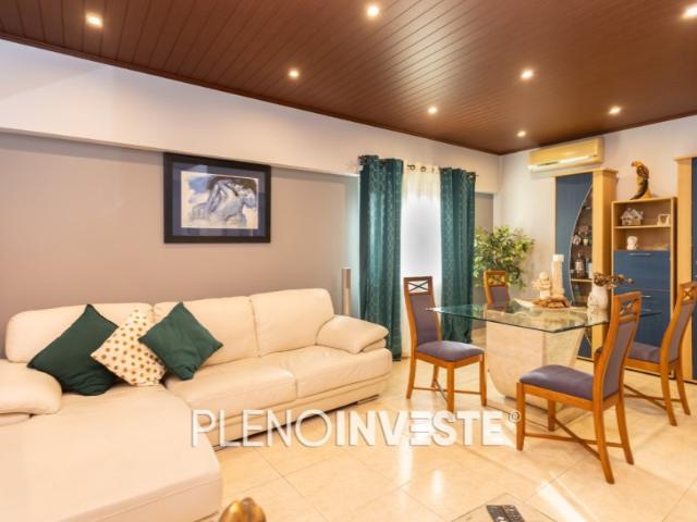 Apartamento T2 junto à estação dos Foros de Amora